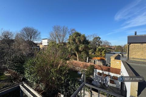 undefined, Haliburton Road, Twickenham, TW1