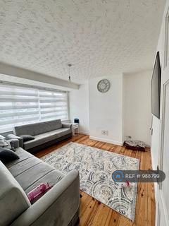 3 bedroom terraced house to rent, Albany Park Avenue, Enfield, EN3