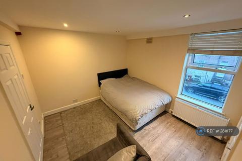 undefined, Zinzan Street, Berkshire, RG1