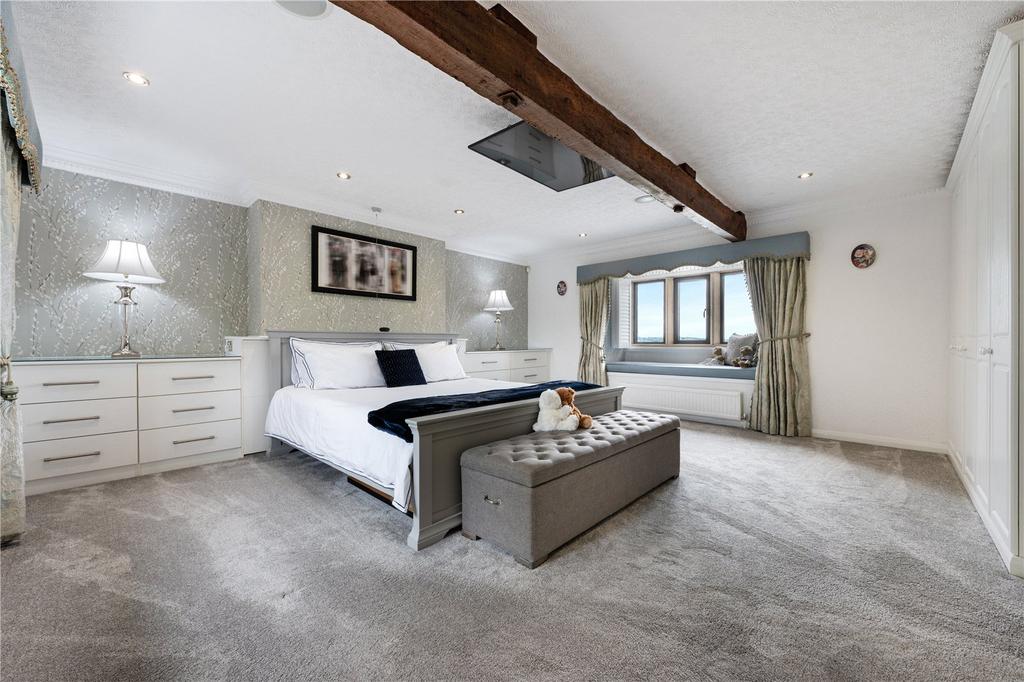 Main Bedroom