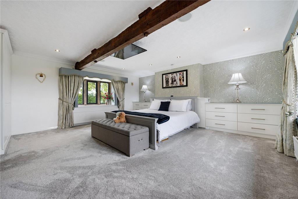 Main Bedroom