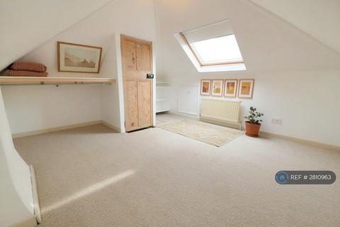 undefined, Clayton Road, Epsom, KT17