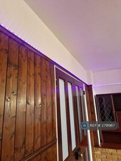 3 bedroom terraced house to rent, Maxey Road, Dagenham, RM9