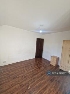 3 bedroom terraced house to rent, Maxey Road, Dagenham, RM9