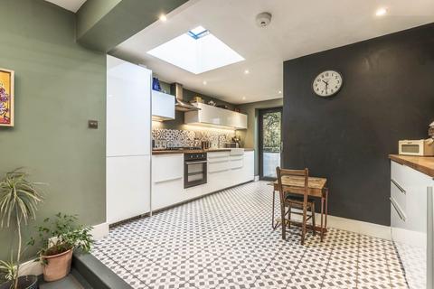 2 bedroom semi-detached house for sale, Queens Road, Tunbridge Wells