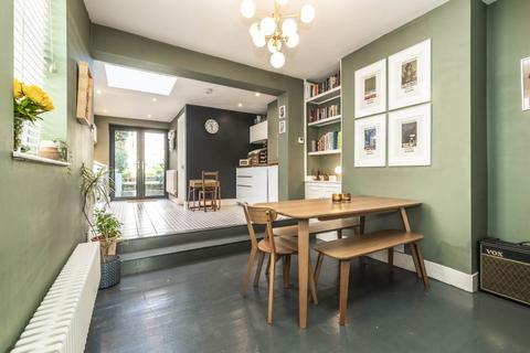 2 bedroom semi-detached house for sale, Queens Road, Tunbridge Wells
