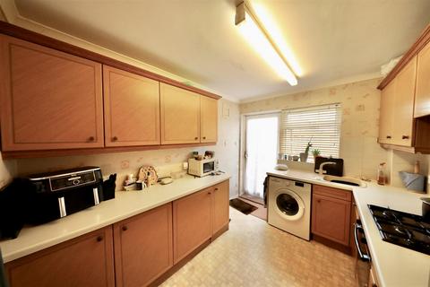 undefined, Lythe Avenue, Hull