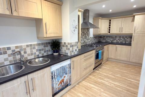 undefined, Colemans Moor Road, Reading RG5