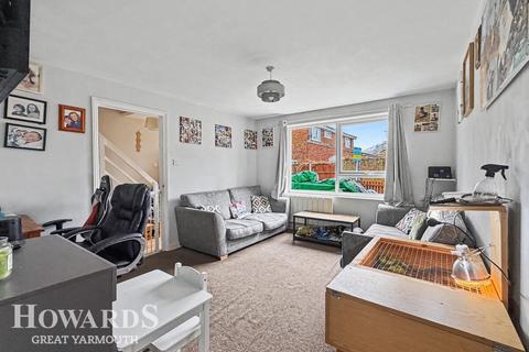 3 bedroom terraced house for sale, St Margarets Way, Fleggburgh