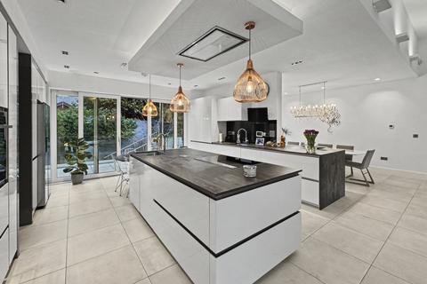 undefined, Old Hall Road, Salford, M7