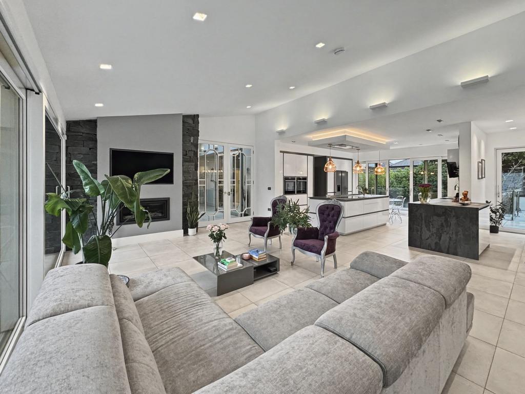 Lounge / Diner