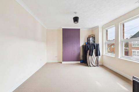 3 bedroom terraced house for sale, Kitchener Avenue, Linden, Gloucester
