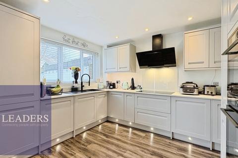 undefined, Chapel Hill, Halstead