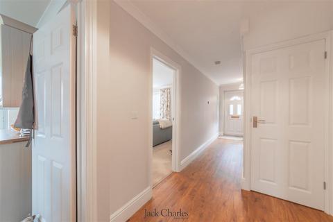 3 bedroom detached house for sale, Iden Crescent, Staplehurst, Tonbridge