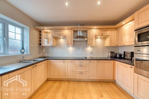 2 bedroom flat for sale, 56 North Promenade, Lytham St. Annes, Lancashire