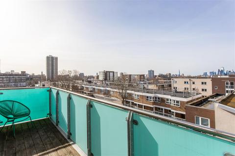 3 bedroom flat for sale, Bolan Apartments, Mile End, E3
