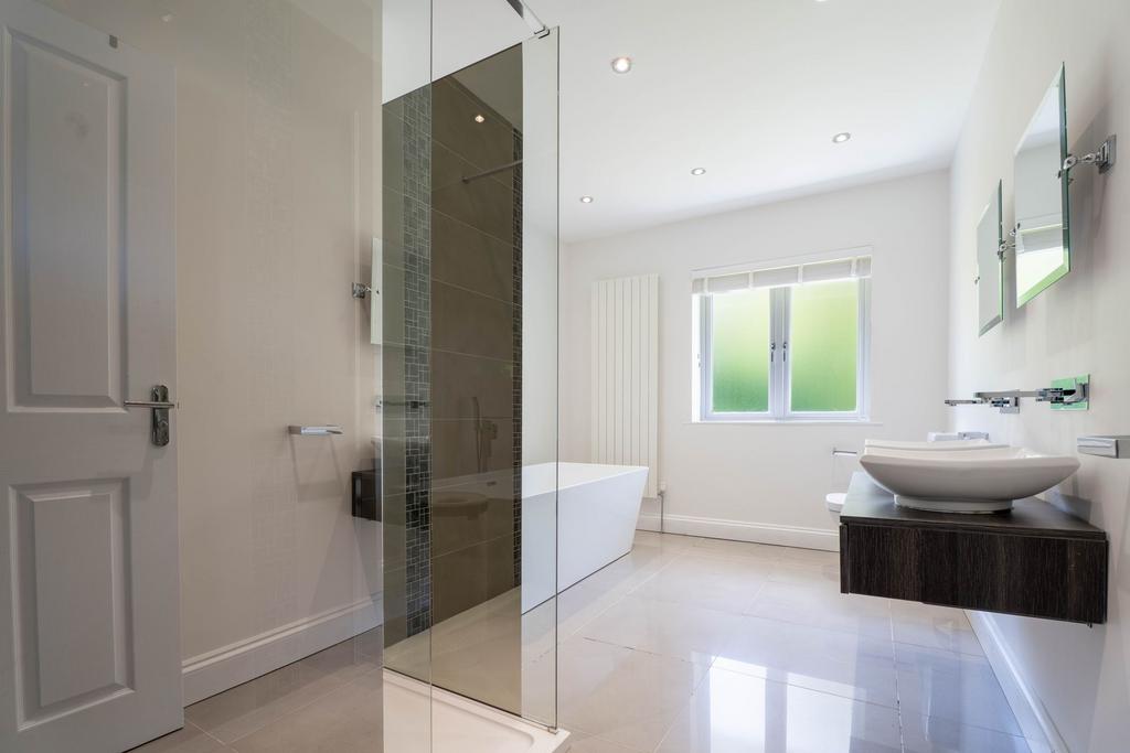Family Bathroom