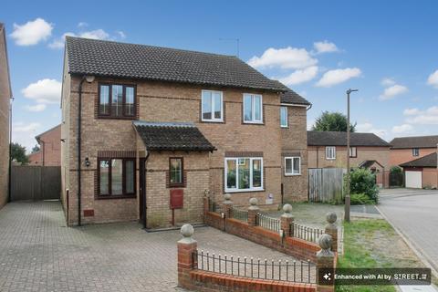 Hexham Gardens, Racecourses, Bletchley, MK3