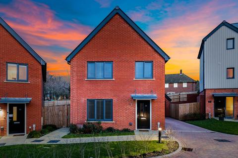 4 bedroom detached house for sale, Neptune Drive, Folkestone, CT20