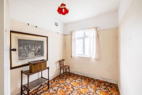 3 bedroom semi-detached house for sale, Annes Walk, Caterham, CR3