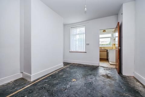 2 bedroom end of terrace house for sale, Albany Street, Derbyshire DE7