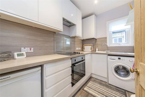 2 bedroom flat to rent, Marcus Street, London, SW18