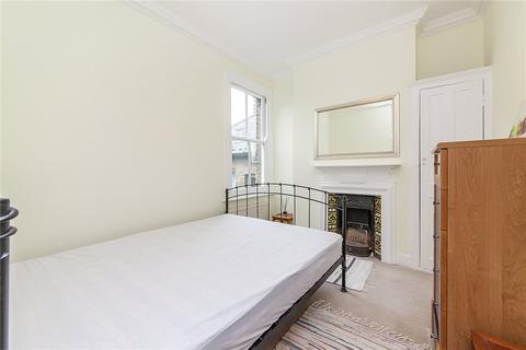 2 bedroom flat to rent, Marcus Street, London, SW18