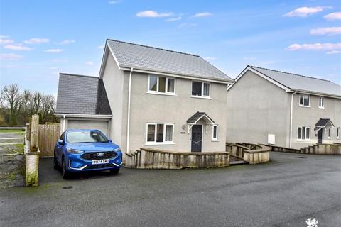 3 bedroom detached house for sale, Llandissilio