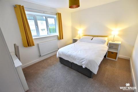 3 bedroom detached house for sale, Llandissilio