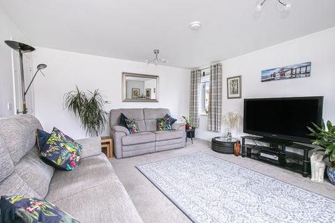 4 bedroom detached house for sale, 47 Russell Avenue, Kingseat, KY12 0YX