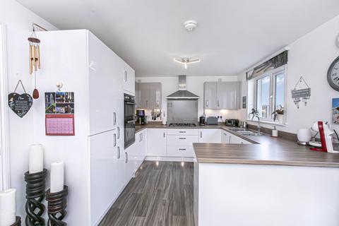 4 bedroom detached house for sale, 47 Russell Avenue, Kingseat, KY12 0YX