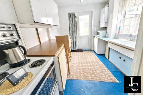 3 bedroom semi-detached house for sale, London Heights, Dudley DY1