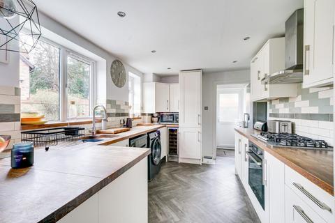 4 bedroom detached house for sale, Woburn Road, Heath And Reach, Leighton Buzzard