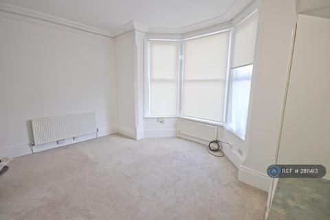 undefined, Queens Road, Beeston, Nottingham, NG9