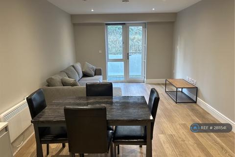 2 bedroom flat to rent, Sekhon House, High Wycombe, HP11