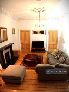2 bedroom flat to rent, Gladstone Terr, Edinburgh, EH9
