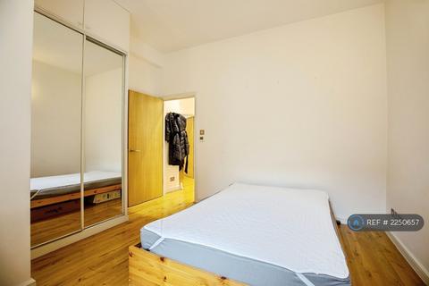 2 bedroom flat to rent, Marshalsea Road, London, SE1