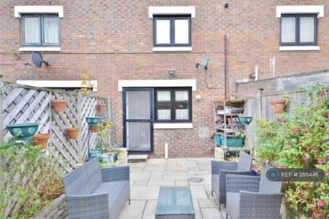 undefined, Shearling Way, London, N7