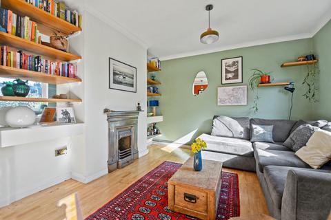 2 bedroom flat for sale, Burghley Road, Kentish Town, London NW5
