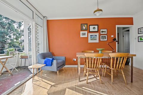 2 bedroom flat for sale, Burghley Road, Kentish Town, London NW5