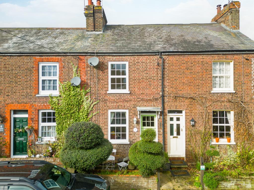 Bradden Lane, Gaddesden Row