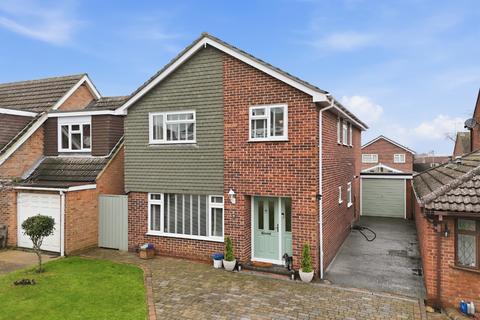 undefined, Basildon, Essex, SS13