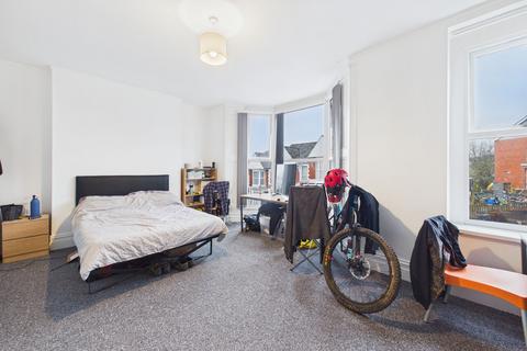 6 bedroom terraced house for sale, Hawthorne Avenue, Uplands, SA2