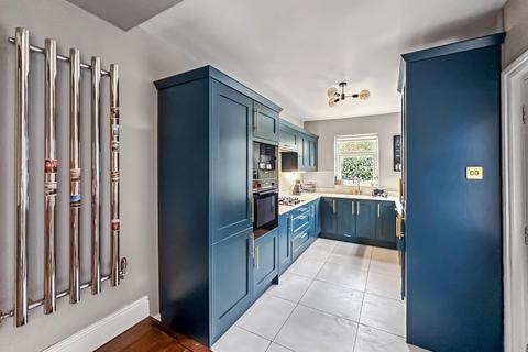 4 bedroom terraced house for sale, York Road, Bowdon