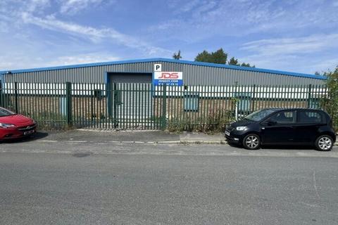 Warehouse to rent, Highfield Rd Manchester M38 9ST