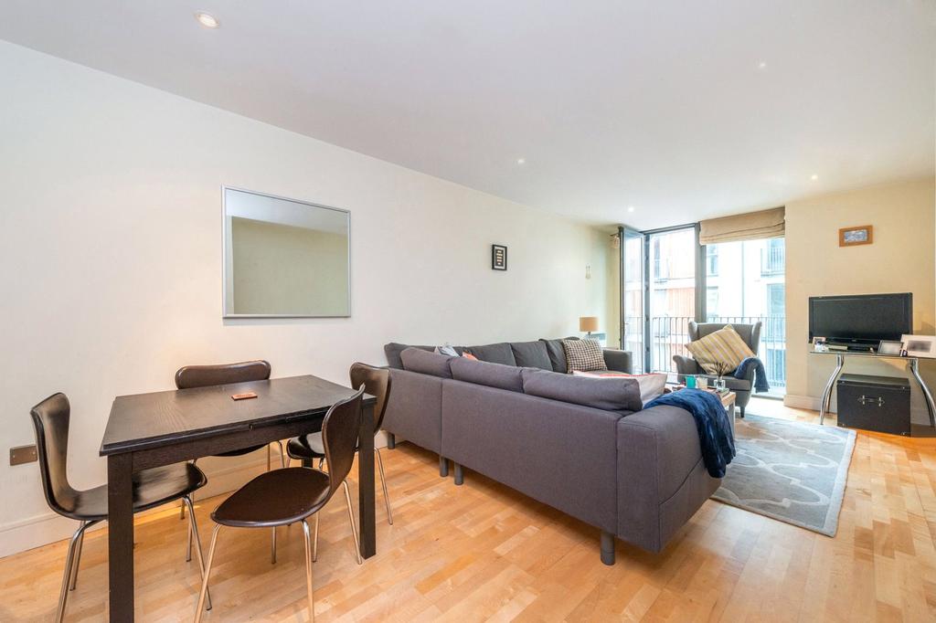 Antonine Heights, City Walk, London 1 bed flat - £1,733 pcm (£400 pw)