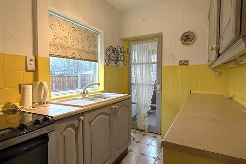 3 bedroom semi-detached house for sale, Regent Road, Penn
