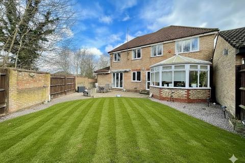 undefined, Benington Close, Luton, LU2 7YJ