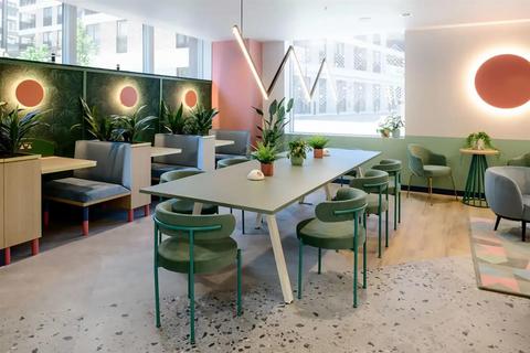 Studio to rent, Stour Road, London E3