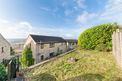 3 bedroom semi-detached house for sale, Kestrel View, Shelley, HD8